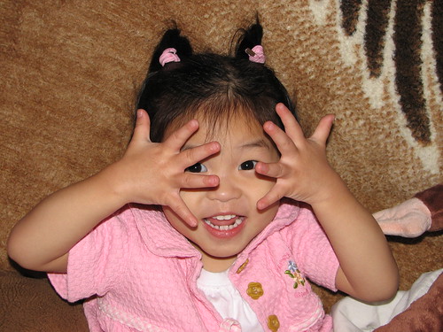 "Look how little my hands are!" "Look how little my hands are!"