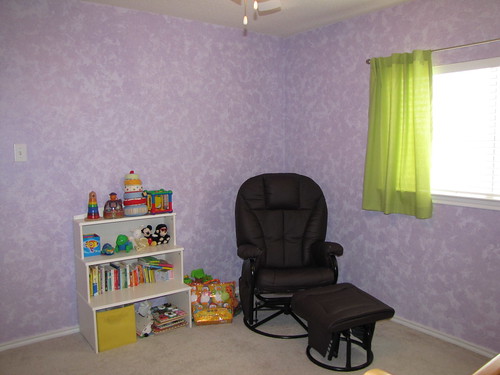 Nadia and Amelie's Rooms