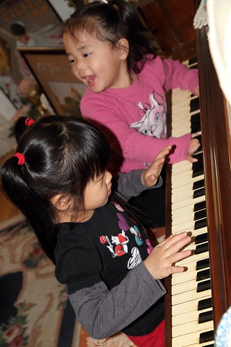 Visiting Grandma Johsn 11/2011